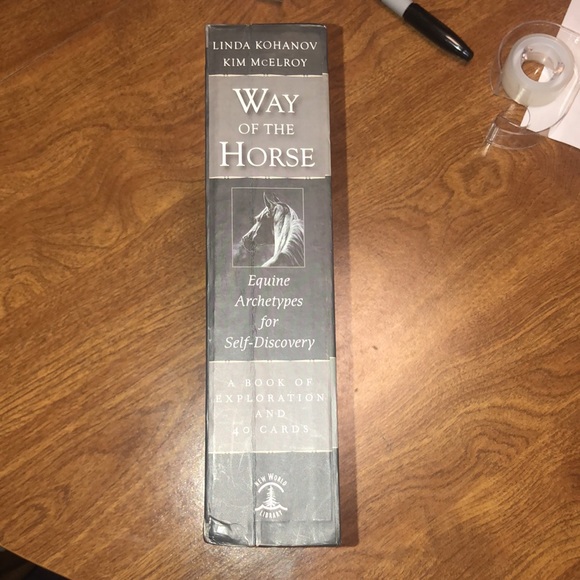 Way Of The Horse Book and 40 Cards for Self-Discovery - Picture 13 of 17